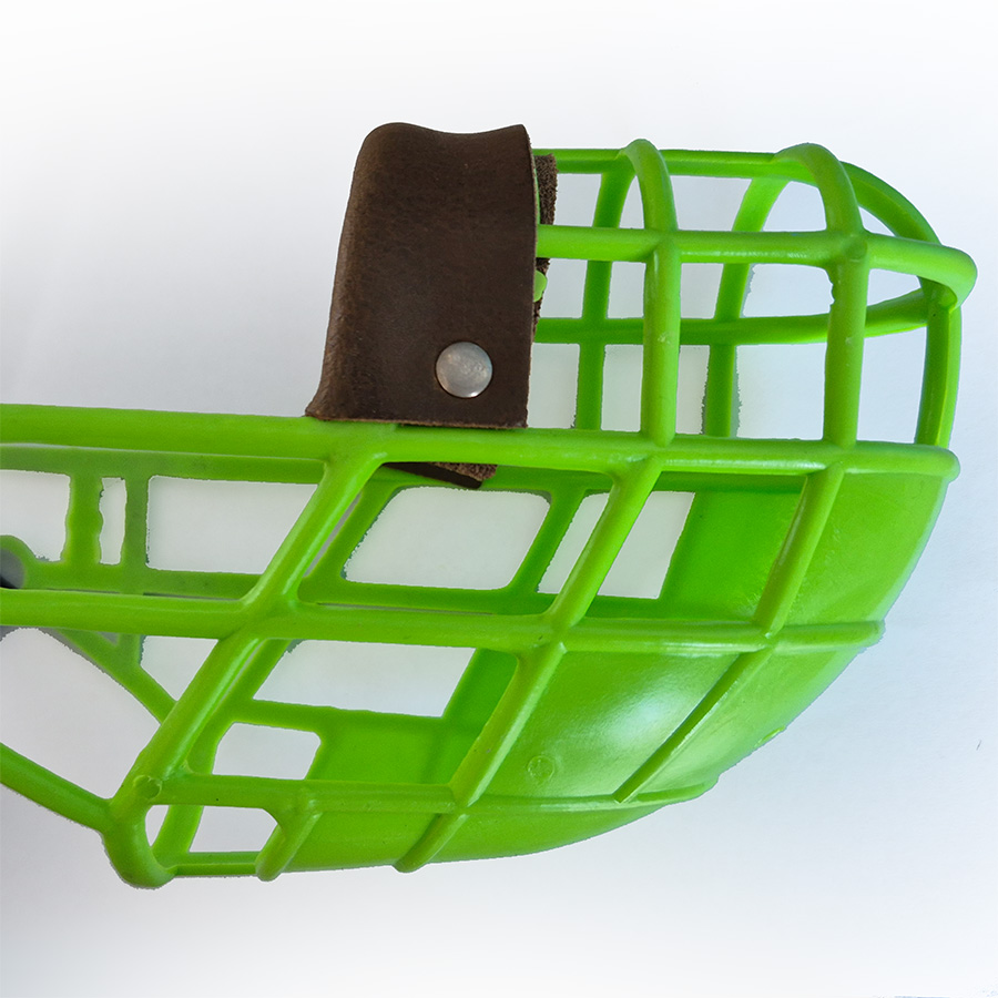 MuilkorfGroenBruin Windhonden muilkorf maat 3 dicht groen-bruin - Afbeelding 1